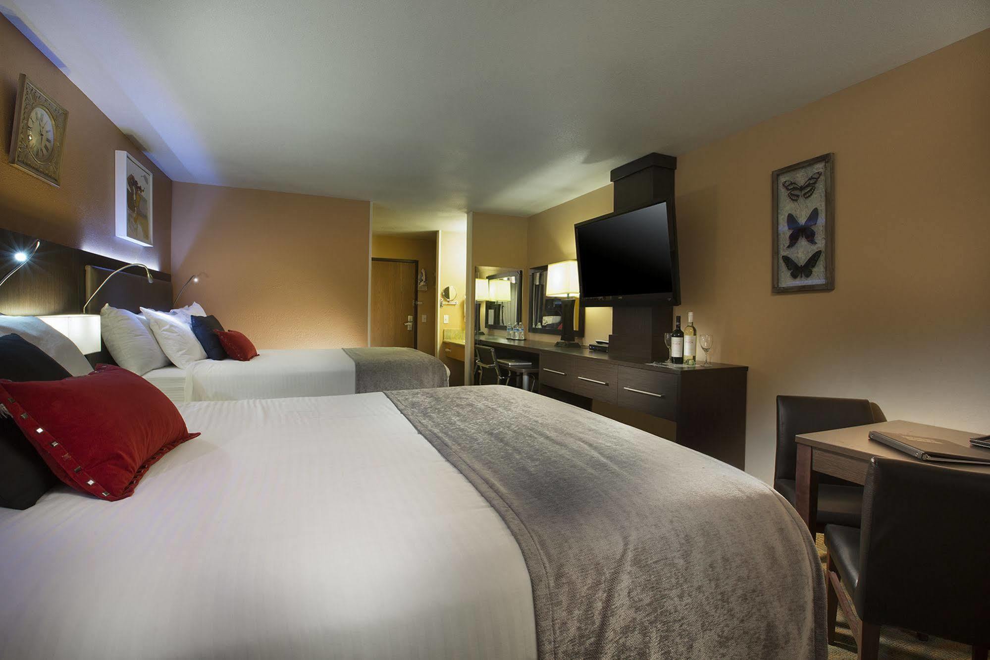 Prospector Hotel & Casino Эли Экстерьер фото